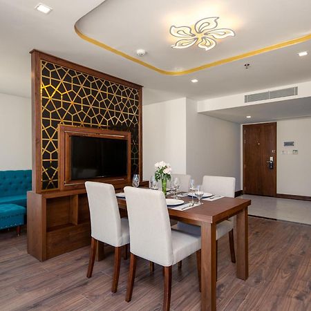 דה נאנג Cn Palace Boutique Hotel & Spa מראה חיצוני תמונה